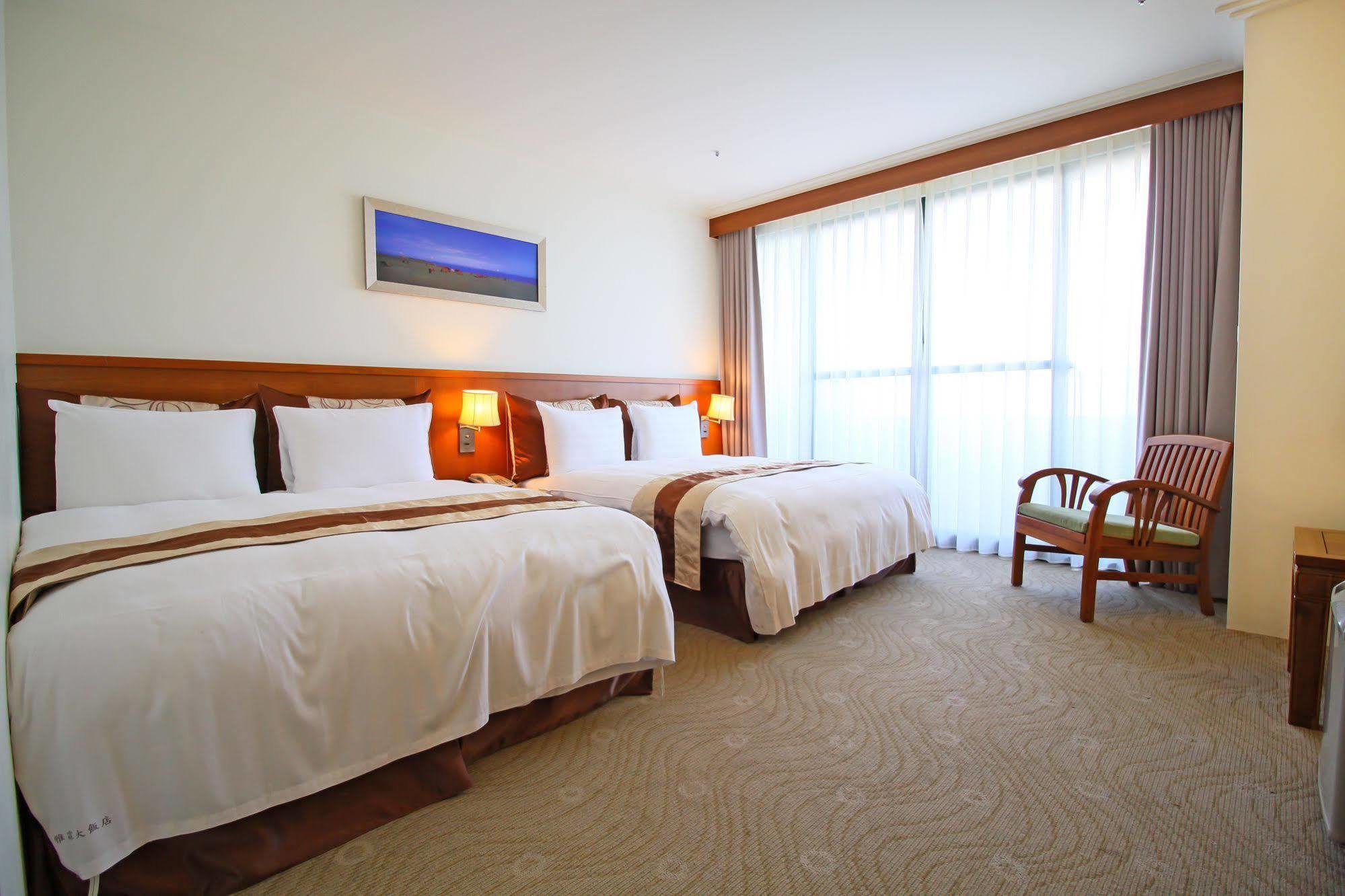 Yaling Hotel Magong Luaran gambar